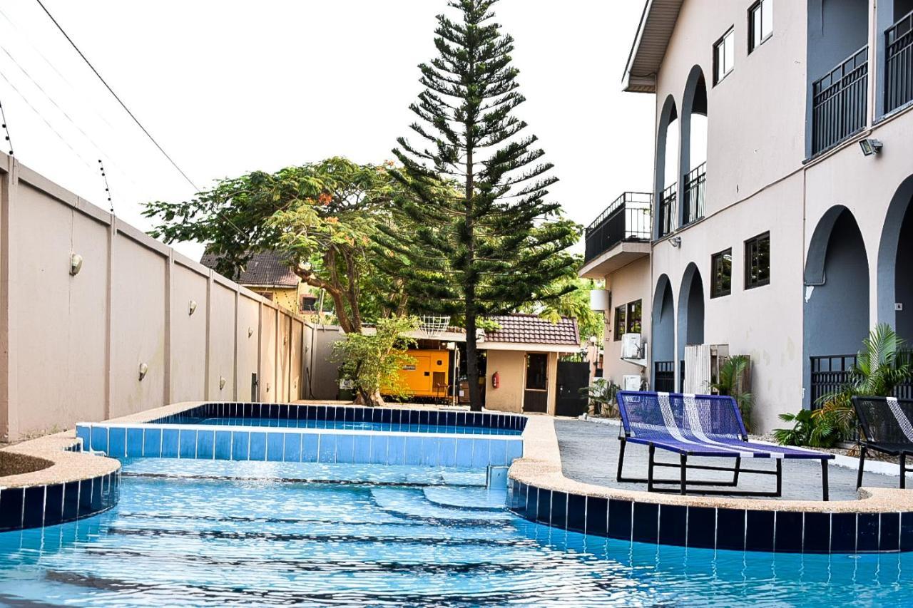 Dann Residence Ogbodjo Exterior photo